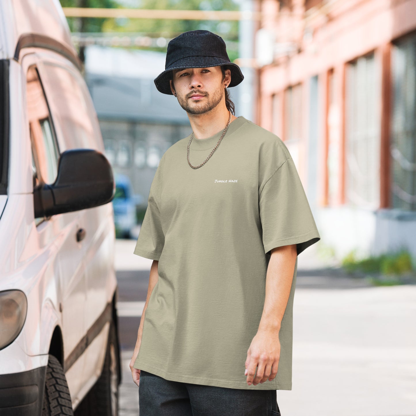 Oversized T-Shirt mit großem Backprint Grinder